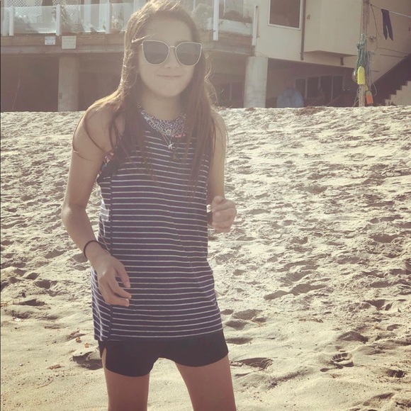 Meet your Posher, Keili - Picture 1 of 1